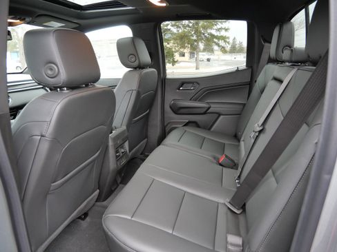 New 2026 GMC Canyon Elevation w/ Convenience Package image 4