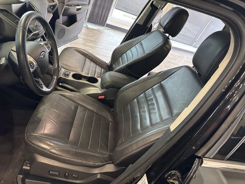 Used 2015 Ford Escape SE w/ Equipment Group 201A image 19