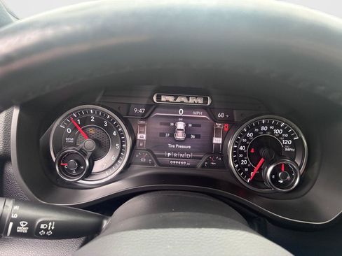 Used 2019 RAM 1500 Big Horn AWD/4WD image 7