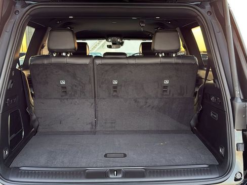 New 2026 Jeep Grand Wagoneer Limited image 9