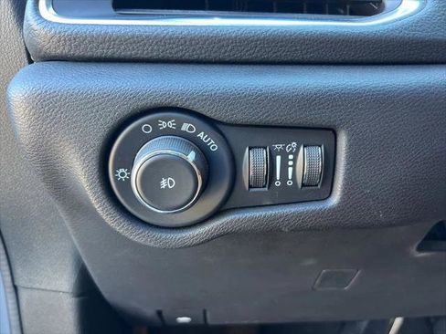 Certified 2022 Chrysler Pacifica Pinnacle image 12