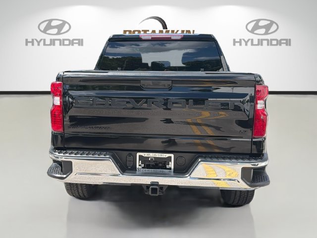 Used 2023 Chevrolet Silverado 1500 LT w/ LPO, Dark Essentials Package RWD image 6