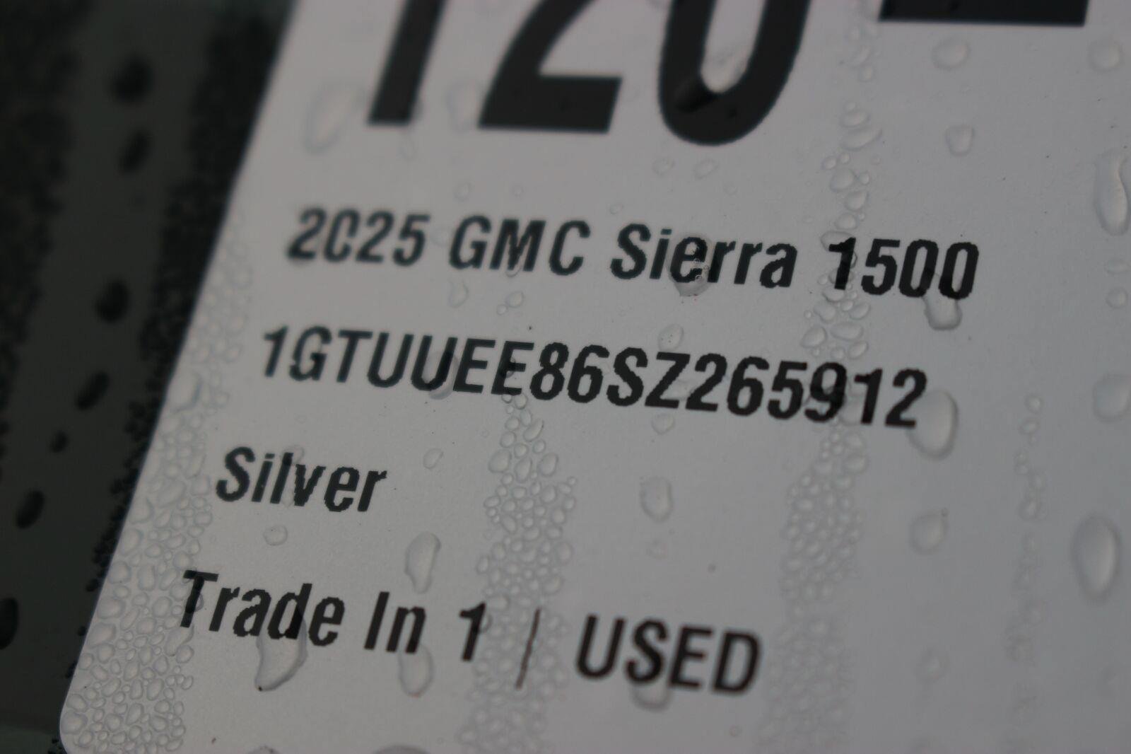 Used 2025 GMC Sierra 1500 AT4 w/ AT4 Premium Package AWD/4WD image 44
