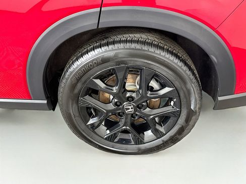 Used 2025 Honda HR-V Sport image 17
