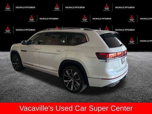Used 2024 Volkswagen Atlas SEL Premium R-Line AWD/4WD image 3