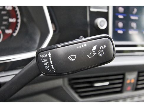 Used 2021 Volkswagen Jetta R-Line w/ R-Line Cold Weather Package image 18