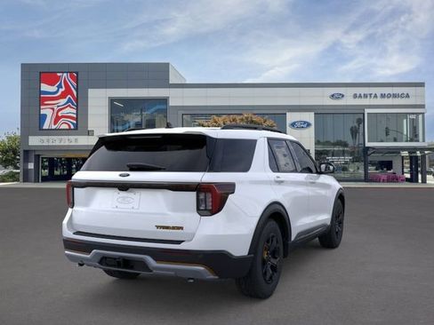 New 2026 Ford Explorer Tremor AWD/4WD image 8