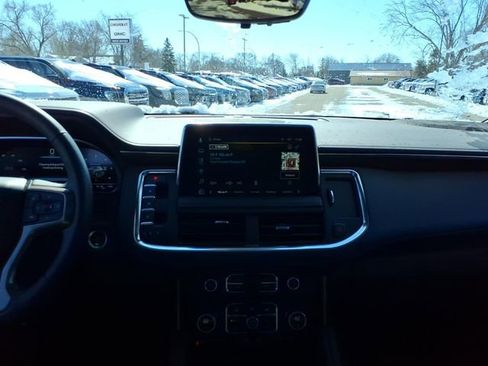 Used 2023 Chevrolet Tahoe High Country w/ Premium Package 2 AWD/4WD image 13