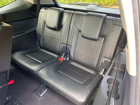 Used 2022 Volkswagen Atlas SE w/ Panoramic Sunroof Package image 11