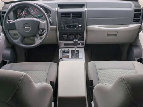 Used 2008 Jeep Liberty Sport image 14