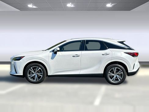 Used 2024 Lexus RX 350 FWD w/ Technology Package image 2