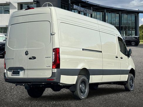 New 2026 Mercedes-Benz Sprinter 2500 image 4