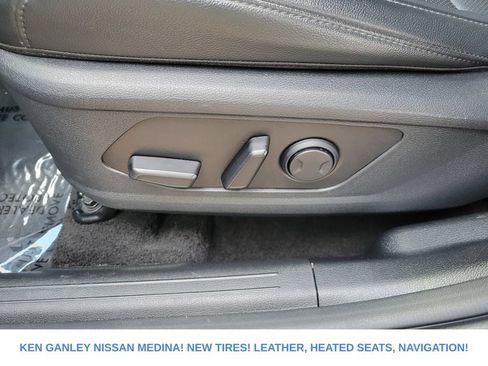 Used 2024 Kia Sportage EX FWD image 36