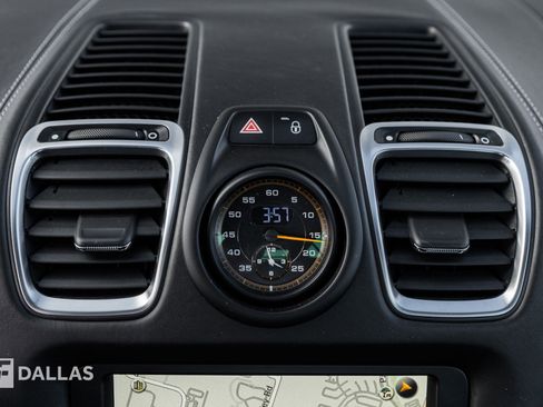 Used 2016 Porsche Cayman GT4 image 27