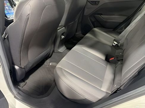 Used 2026 Subaru Crosstrek 2.0i Premium image 31