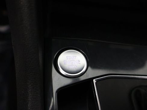 Used 2019 Volkswagen Tiguan SE w/ Panoramic Sunroof Package image 50