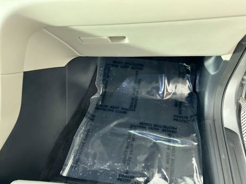 Used 2022 Kia Sportage Nightfall Edition image 32