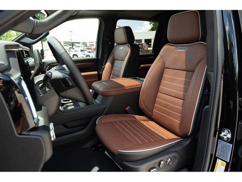 New 2026 GMC Sierra 2500 Denali Ultimate w/ LPO, Black Badging Package AWD/4WD image 12