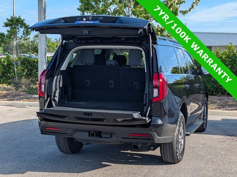 Certified 2025 Ford Expedition Active RWD image 15