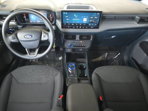 Used 2025 Ford Maverick XL w/ Equipment Group 101A AWD/4WD image 10