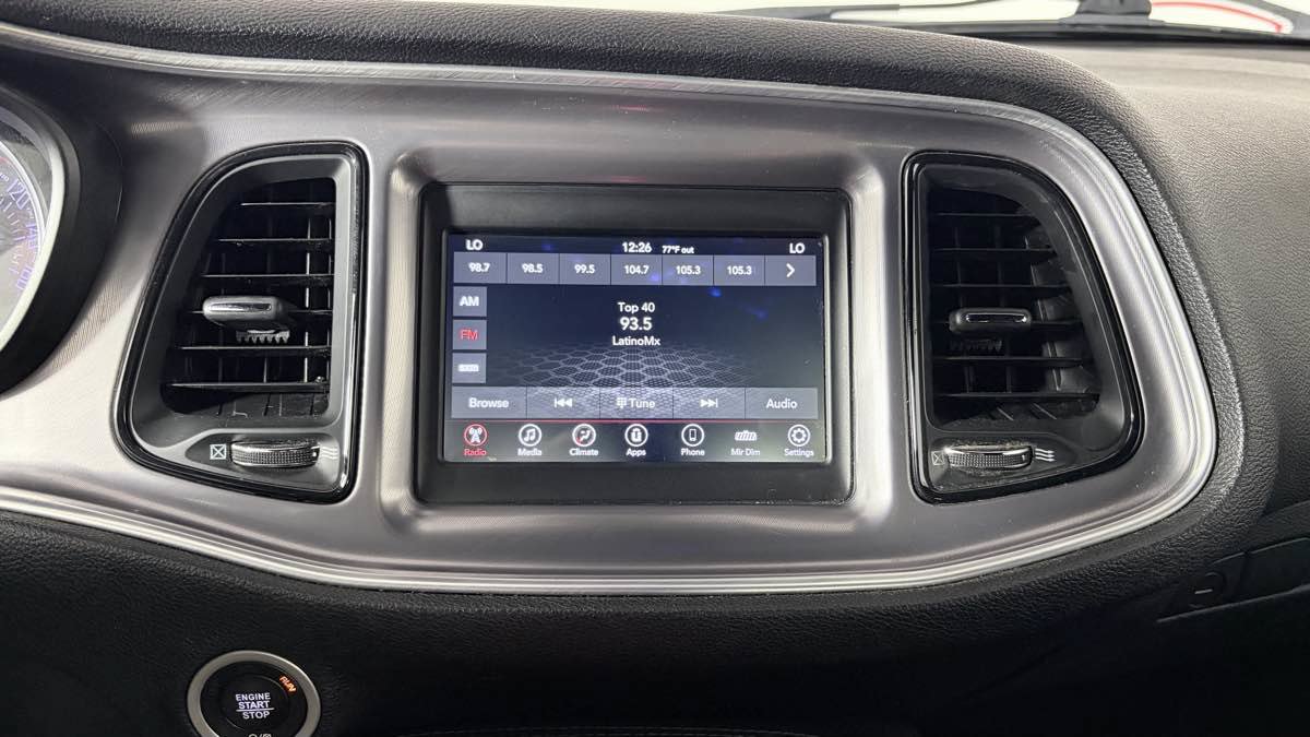 Used 2022 Dodge Challenger SXT RWD image 22