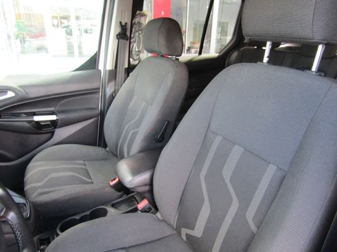 Used 2018 Ford Transit Connect XLT image 11