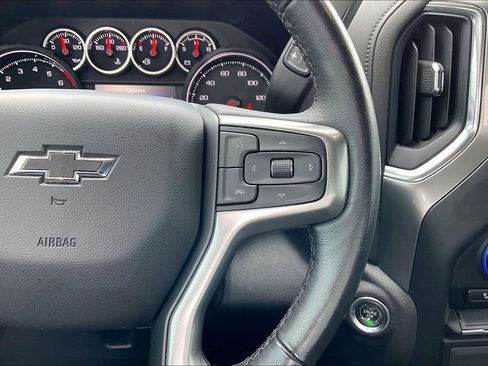 Used 2022 Chevrolet Silverado 1500 RST image 11