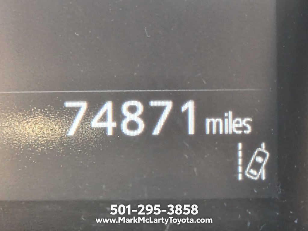 Used 2022 Toyota Camry SE FWD image 22