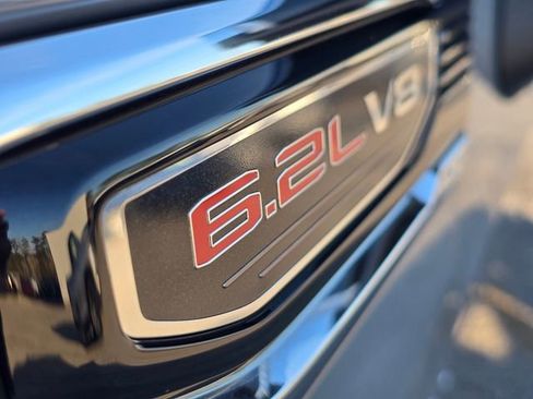 Used 2024 GMC Sierra 1500 Denali image 9