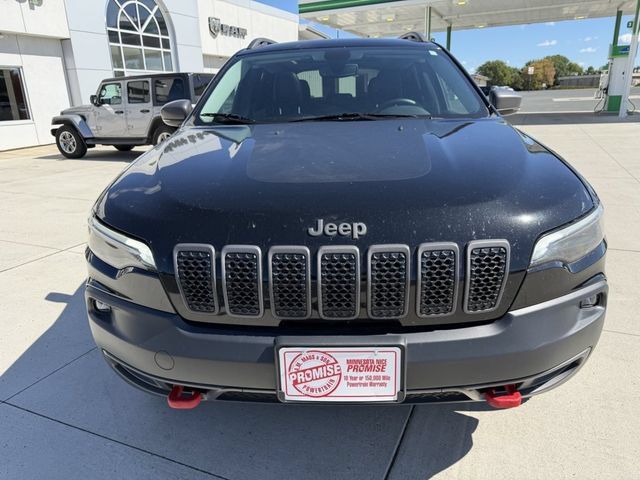 Used 2020 Jeep Cherokee Trailhawk w/ Comfort/Convenience Group AWD/4WD image 3