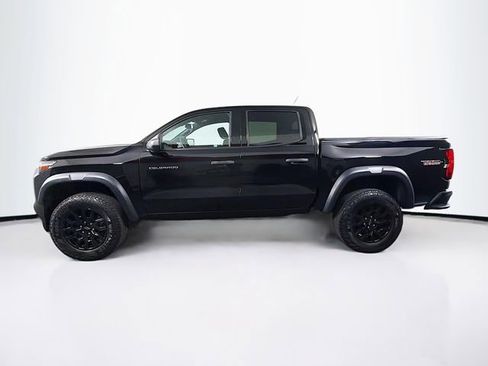 Used 2023 Chevrolet Colorado Trail Boss AWD/4WD image 5