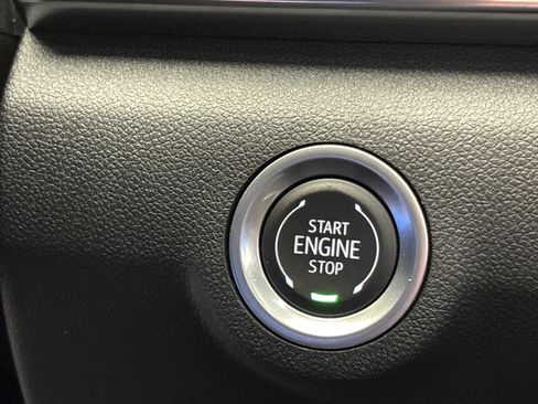 Used 2025 GMC Terrain Elevation w/ Elevation Premium Package AWD/4WD image 23