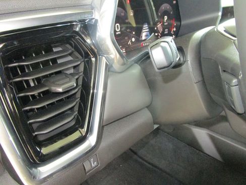 New 2026 GMC Canyon Elevation image 27