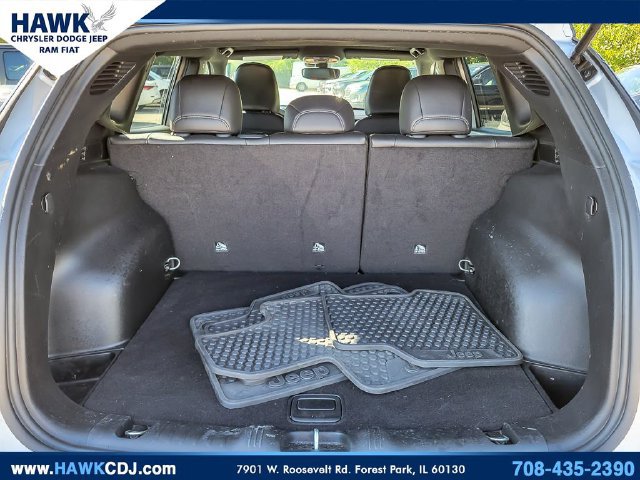 Used 2025 Jeep Compass Trailhawk AWD/4WD image 23