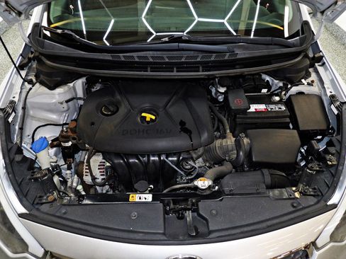 Used 2016 Kia Forte LX image 21