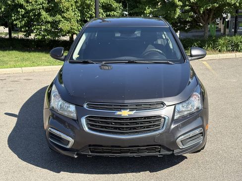 Used 2016 Chevrolet Cruze LT FWD image 5