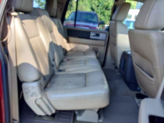 Used 2014 Ford Expedition EL XLT w/ Equipment Group 202A AWD/4WD image 18