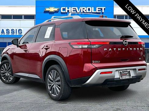 Used 2023 Nissan Pathfinder SL w/ SL Premium Package image 4