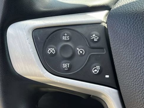 Used 2023 GMC Terrain SLT AWD/4WD image 23
