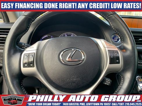 Used 2012 Lexus CT 200h Premium w/ Premium Audio Pkg image 18