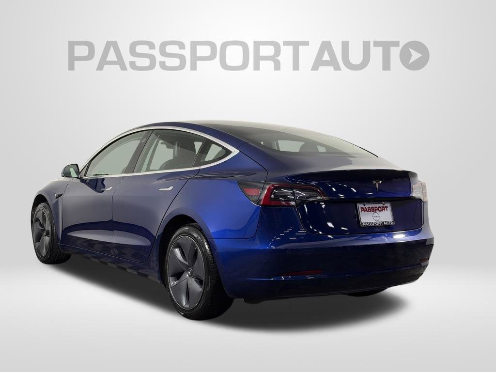 Used 2020 Tesla Model 3 Standard Range Plus RWD image 3