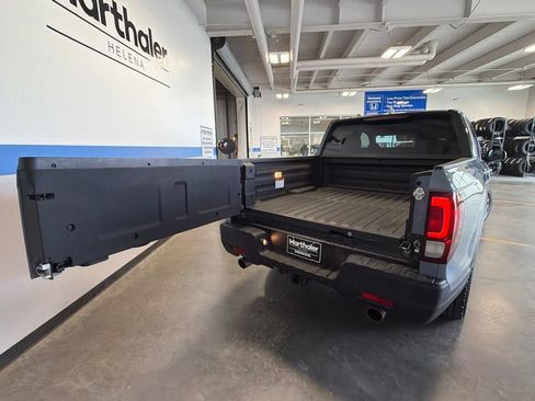 Certified 2023 Honda Ridgeline Sport image 28