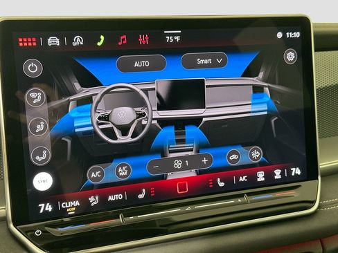 New 2026 Volkswagen Tiguan SE image 14