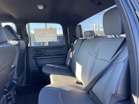 New 2026 RAM 2500 Tradesman w/ Chrome Appearance Group image 17