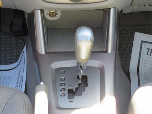 Used 2009 Subaru Forester 2.5X Limited image 8