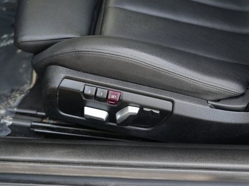 Used 2017 BMW 430i Convertible image 27