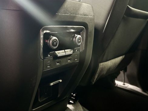 New 2025 GMC Yukon Denali w/ Denali Reserve Package image 25