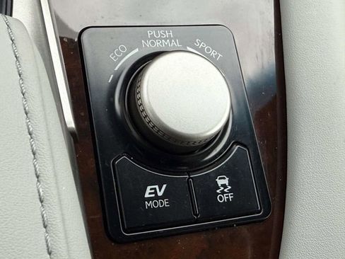 Used 2019 Lexus RX 450h AWD image 24