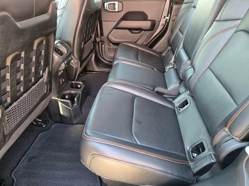 Used 2021 Jeep Gladiator Mojave image 12