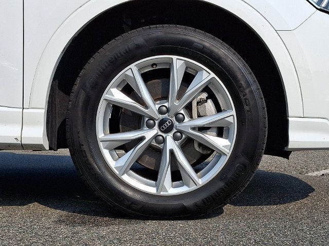 Used 2025 Audi Q3 2.0T Premium AWD/4WD image 8